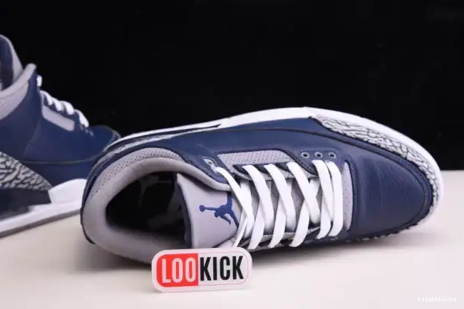 3 MIDNIGHT AIR JORDAN NAVYCT8532-401 0625